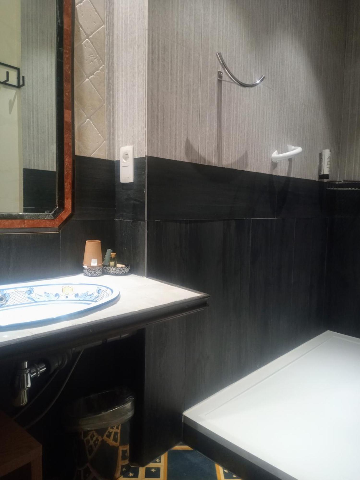 Hotel Kolmojen Sint-Truiden Zewnętrze zdjęcie