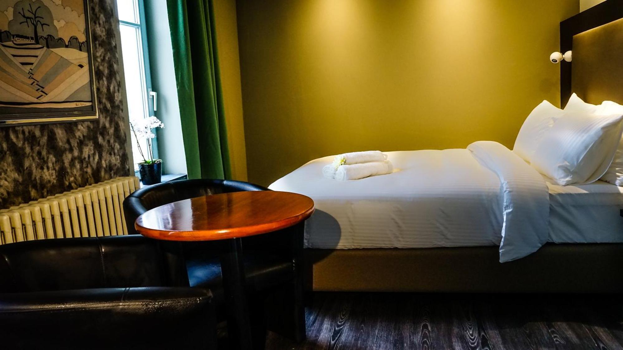 Hotel Kolmojen Sint-Truiden Zewnętrze zdjęcie